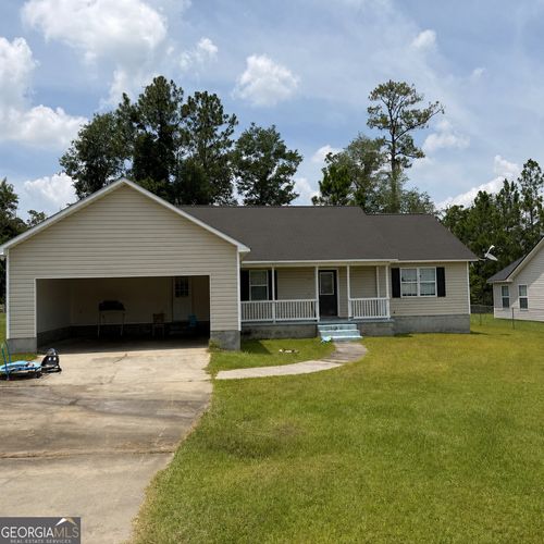 1030 Otto Cir, Douglas, GA, 31535-7153 | Card Image
