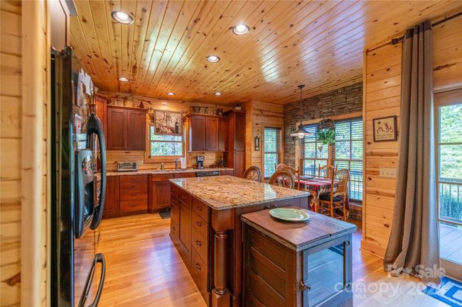 274 Cliffside Dr, House other with 3 bedrooms, 3 bathrooms and null parking in Glade Valley NC | Image 13