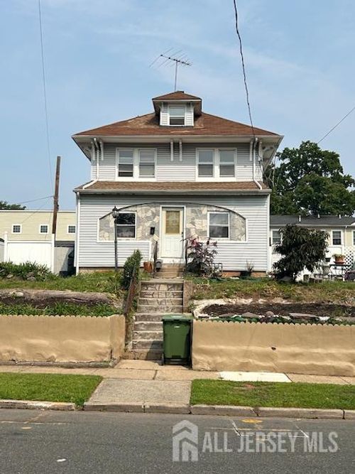 109 E 6th Ave, Roselle, NJ, 07203-2025 | Card Image