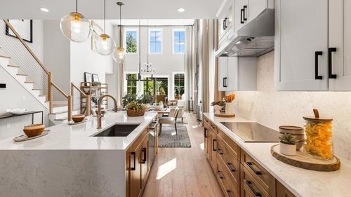 8-18 Owls Nest, Plymouth, MA, 02360-5724 | Card Image