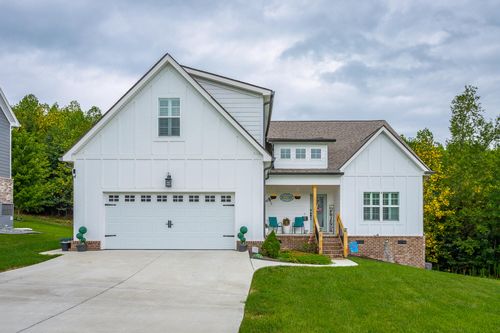 2137 Autumn River Dr, Soddy Daisy, TN, 37379-3278 | Card Image