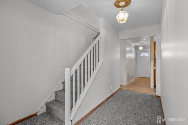 1419 Highway 33, House other with 5 bedrooms, 3 bathrooms and null parking in Hamilton NJ | Image 18