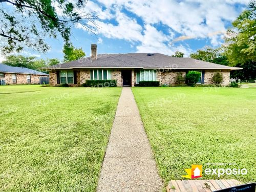 5407 Coach Rd, Bossier City, LA, 71111-5501 | Card Image