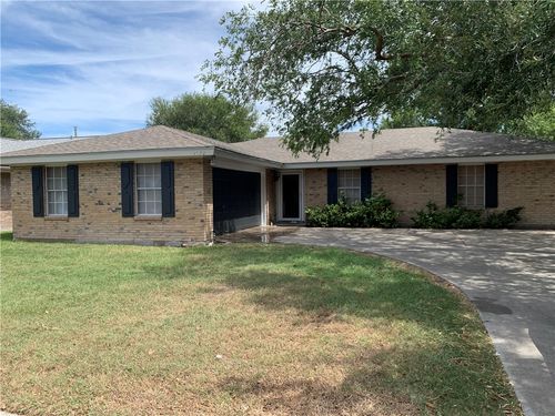 3922 Wickersham St, Corpus Christi, TX, 78415-3938 | Card Image
