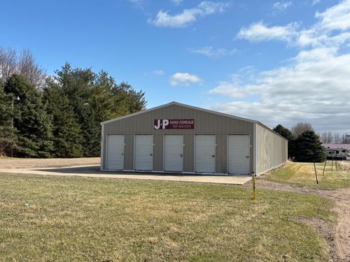 202 7th Ave S, Lakefield, MN, 56150-1249 | Card Image