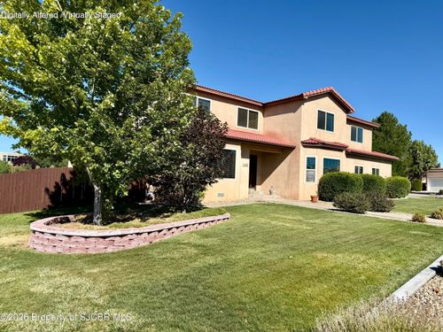 4440 Bella Vista Cir, Farmington, NM, 87401-9200 | Card Image