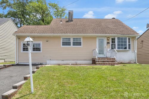 186 Tyler Ave, Iselin, NJ, 08830-2526 | Card Image