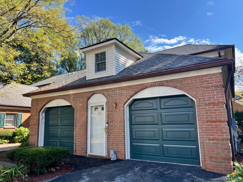 35 Westbrook Rd, Newburgh, NY, 12550-7231 | Card Image