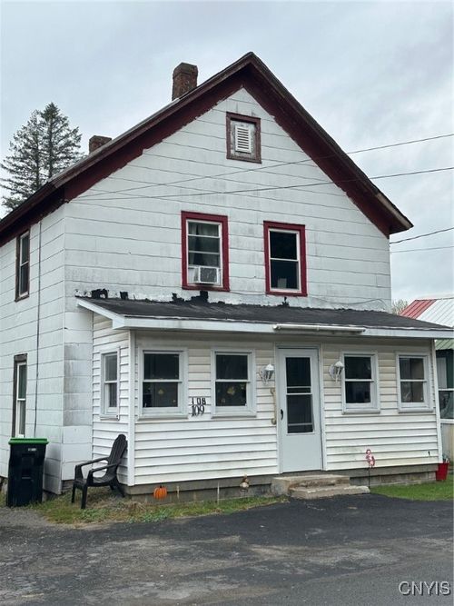 107 Pullman St, Herkimer, NY, 13350 | Card Image