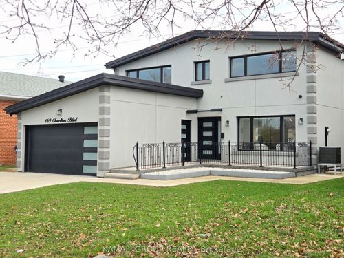 169 Charlton Blvd, North York, ON, M2R2J2 | Card Image