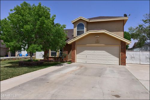 390 Medill Pl, Horizon City, TX, 79928-7252 | Card Image
