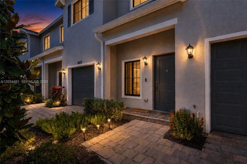 4825 Dillion St, Lake Worth, FL, 33463-4000 | Card Image