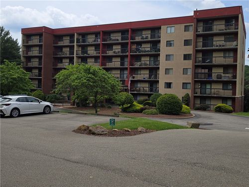 apt-202-1987 Centurion Dr, Pittsburgh, PA, 15221-4641 | Card Image