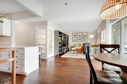 apt-33-2130 Ridge Dr, Saint Louis Park, MN, 55416-3699 | Card Image