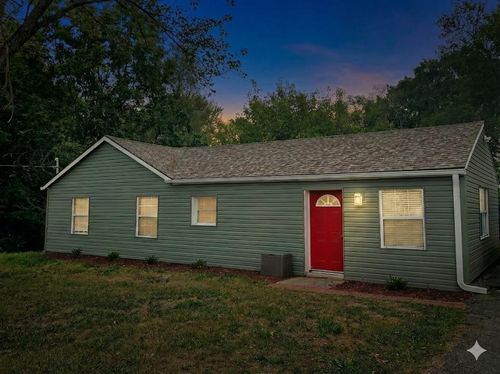 701 N Allen Rd, Independence, MO, 64050-1403 | Card Image
