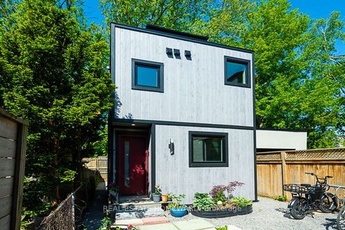 laneway-254 Rhodes Avenue, Toronto, ON, M4L3A1 | Card Image