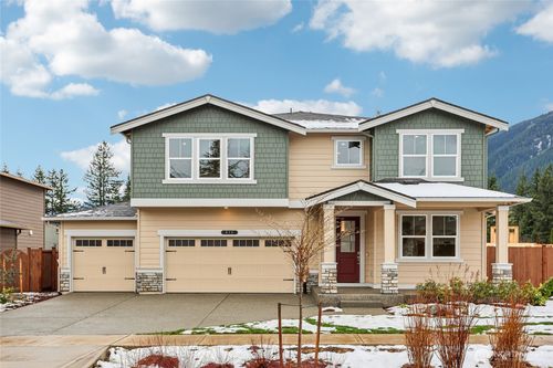 25-665 Se 12th Pl, North Bend, WA, 98045-8313 | Card Image