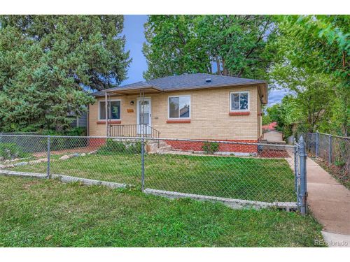 3348 S Emerson St, Englewood, CO, 80113-2832 | Card Image