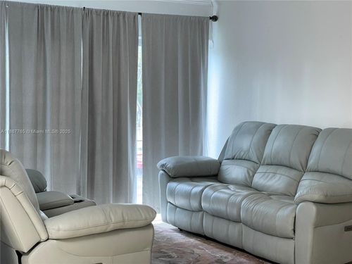 apt-224c-9301 Sw 4th St, Miami, FL, 33174-2253 | Card Image