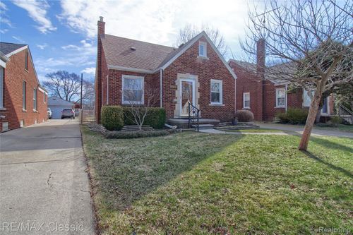 22852 Oakwood Avenue, Eastpointe, MI, 48021 | Card Image