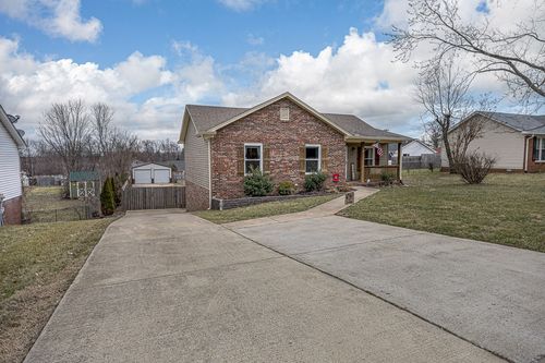 2512 17th Ave E, Springfield, TN, 37172 | Card Image