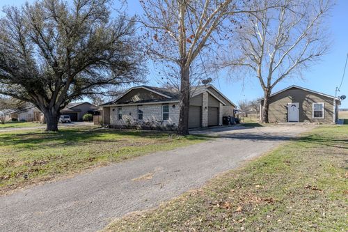 61 Family-A Circle, Hutto, TX, 78634 | Card Image