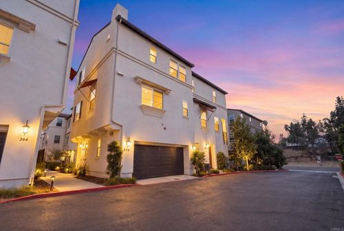 370 Volary Gln, Escondido, CA, 92025-6669 | Card Image