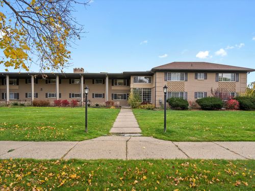 29-2311 Walton Blvd, Rochester Hills, MI, 48309-1468 | Card Image