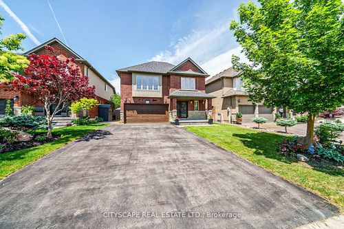 19 Staples Lane, Binbrook, ON, L0R1C0 | Card Image