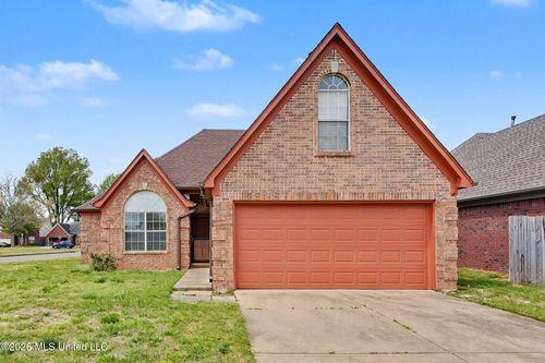 8339 Cross Point Drive, Olive Branch, MS, 38654 | Card Image