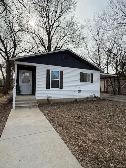 1052 6th Street, West Plains, MO, 65775 | Card Image