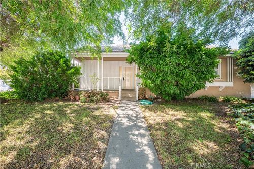 6103 E Coralite St, Long Beach, CA, 90808-3902 | Card Image
