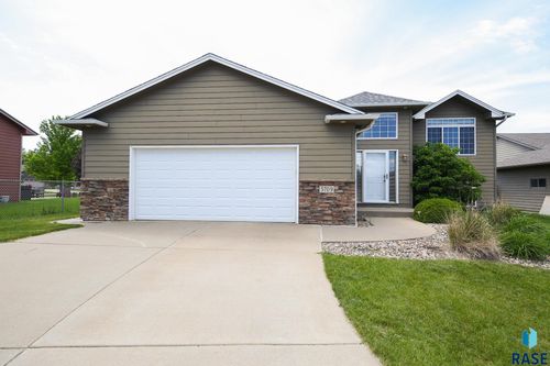 5709 S Kerry Ave Avenue, Sioux Falls, SD, 57106 | Card Image