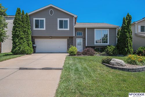 5525 S 186th Ave, Omaha, NE, 68135-4155 | Card Image
