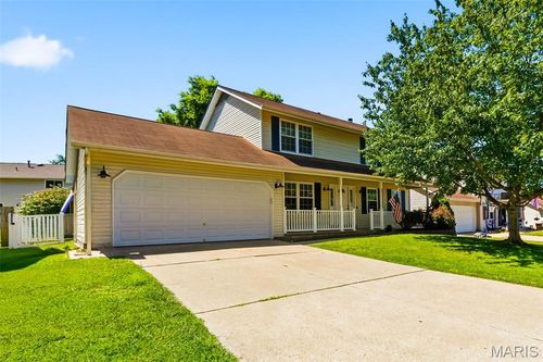 807 Amanda Drive, St Peters, MO, 63376 | Card Image