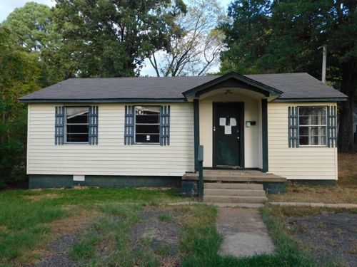 1513 S Walker St, Hope, AR, 71801-7449 | Card Image