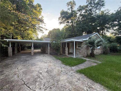 666 Farnell Ln, Mobile, AL, 36606-4935 | Card Image