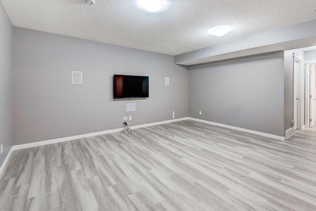 34 Chaparral Valley Place Se, House other with 5 bedrooms, 4 bathrooms and 4 parking in Calgary AB | Image 37