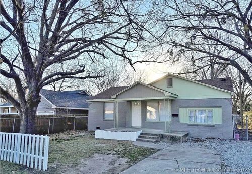 305 P St Sw, Ardmore, OK, 73401-3205 | Card Image