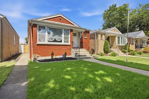 3506 W 77th St, Chicago, IL, 60652-1412 | Card Image