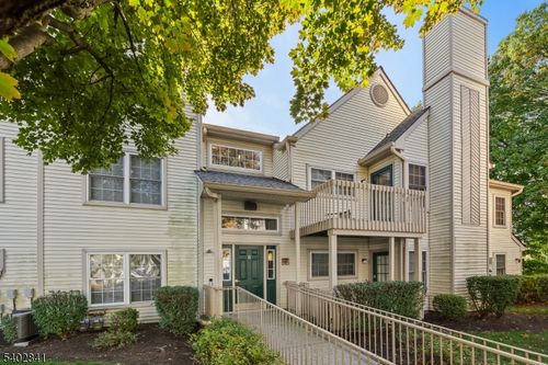 apt-63-11 Evergreen Dr, Clifton, NJ, 07014-1360 | Card Image