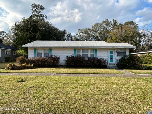 3677 Walsh St, JACKSONVILLE, FL, 32205-9037 | Card Image