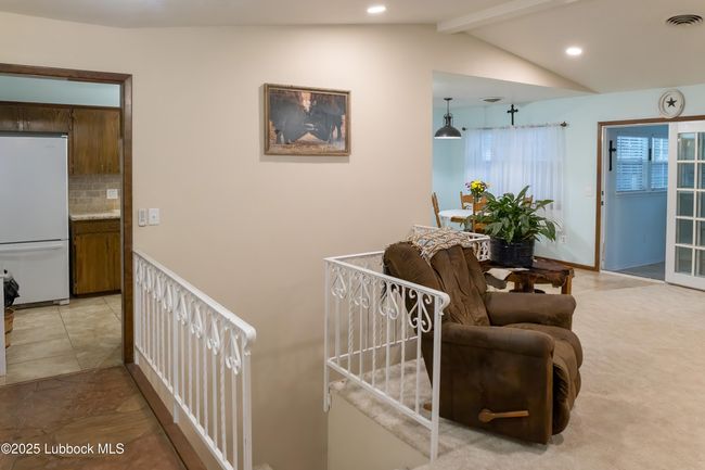 2512 Holliday St, House other with 3 bedrooms, 2 bathrooms and null parking in Plainview TX | Image 5