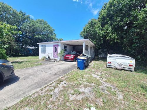 1005 Apple St, Fort Pierce, FL, 34950-6524 | Card Image