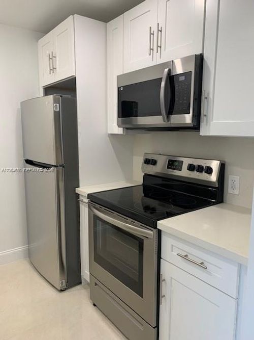 201-4120 Nw 88th Avenue, Coral Springs, FL, 33065 | Card Image