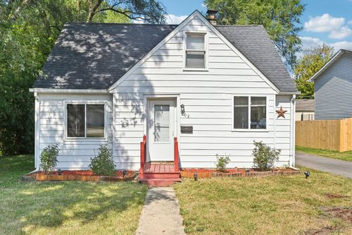 908 Flintwood Ct, Round Lake Heights, IL, 60073-1112 | Card Image