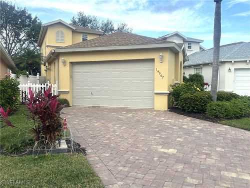 14907 Sterling Oaks Dr, NAPLES, FL, 34110-4104 | Card Image