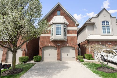 148 Roundtree Ct, Bloomingdale, IL, 60108-3044 | Card Image