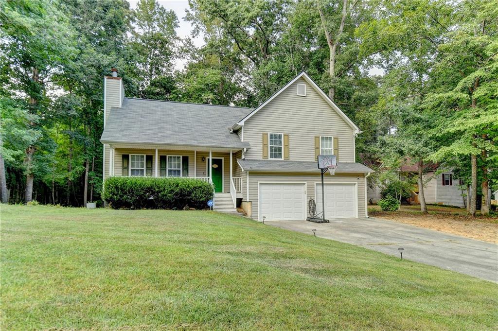 Amsterdam Way, Dallas, GA 30132