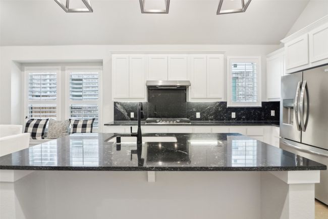 8128 Legacy Trl, House other with 3 bedrooms, 2 bathrooms and null parking in Mckinney TX | Image 11